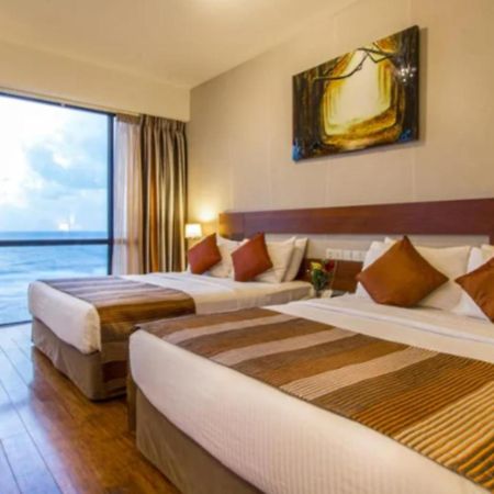 The Ocean Colombo Hotel Buitenkant foto