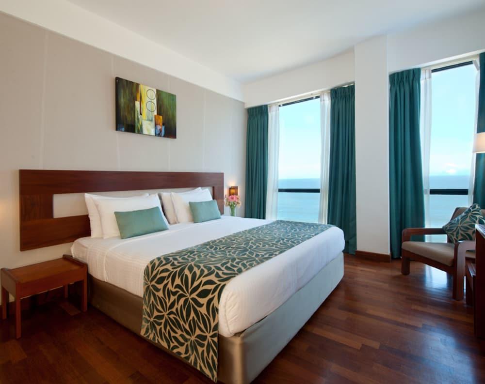The Ocean Colombo Hotel Buitenkant foto