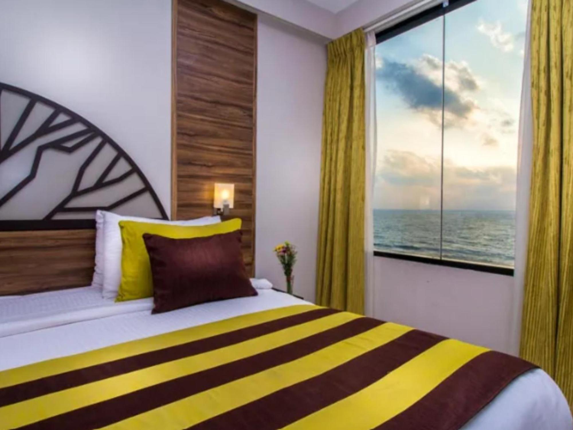 The Ocean Colombo Hotel Buitenkant foto