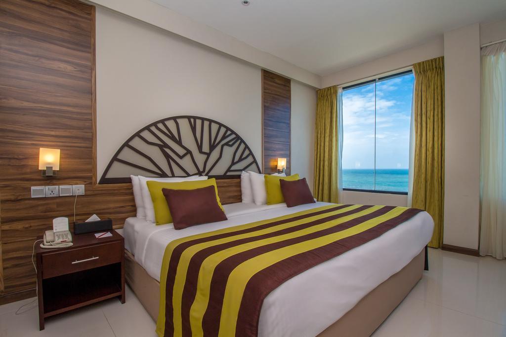 The Ocean Colombo Hotel Buitenkant foto